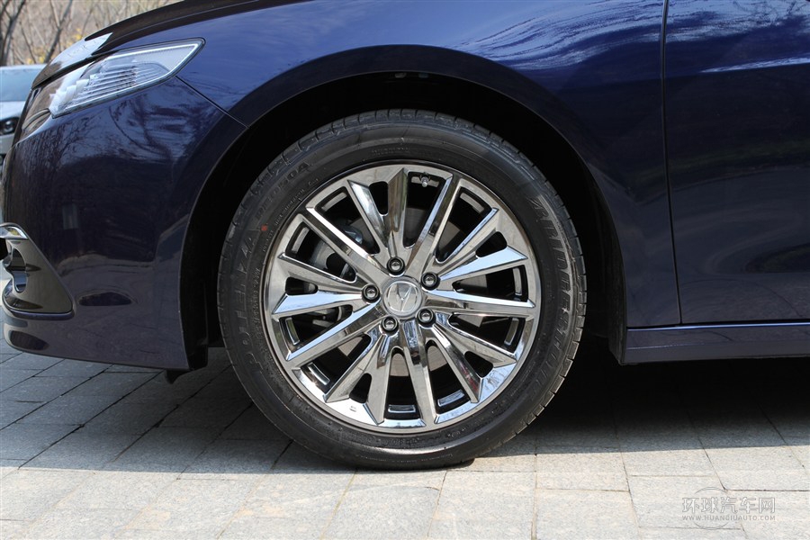 2015款 2.4L 豪華版