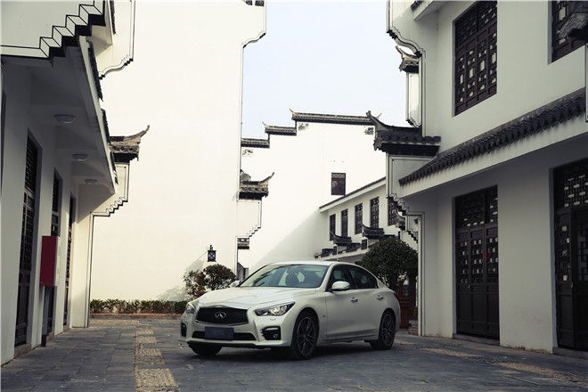 2015款 2.0T 運動版