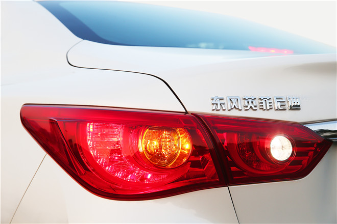 2015款 2.0T 運動版