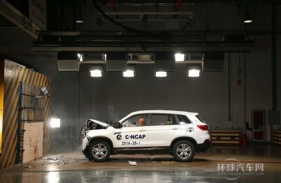 超高五星好評長安CS75碰撞測試結(jié)果簡析