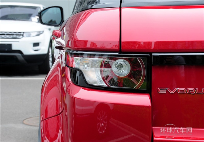 2015款 2.0T 5門耀動版