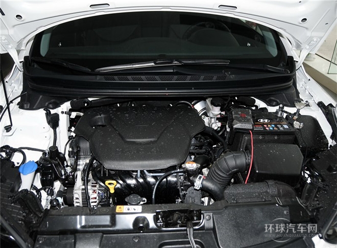 2015款 1.6L 自動(dòng)尊貴型