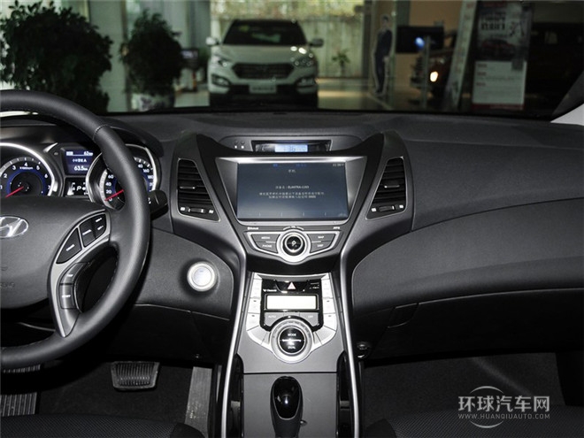 2015款 1.6L 自動尊貴型