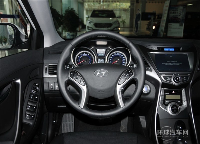 2015款 1.6L 自動尊貴型