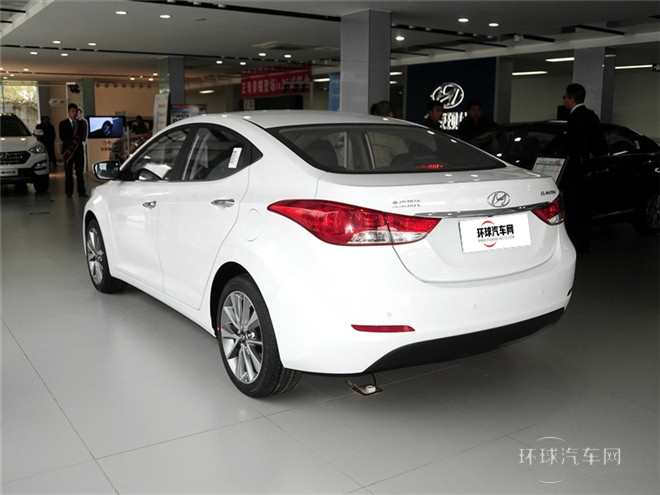 2015款 1.6L 自動尊貴型