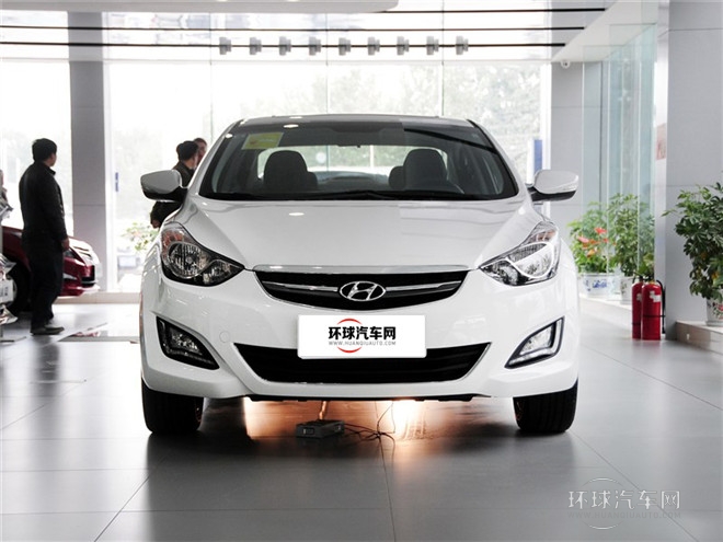 2015款 1.6L 自動(dòng)尊貴型