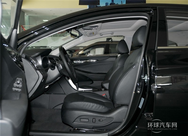 2014款 2.0L 自動領先型