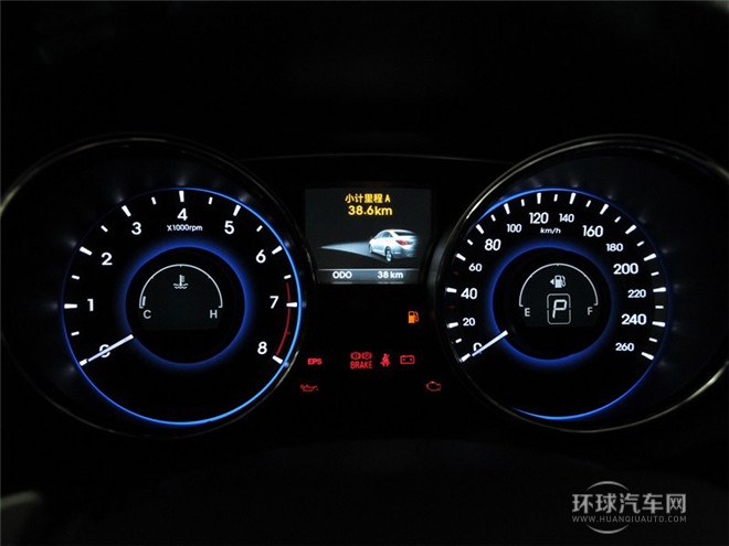 2014款 2.0L 自動領先型