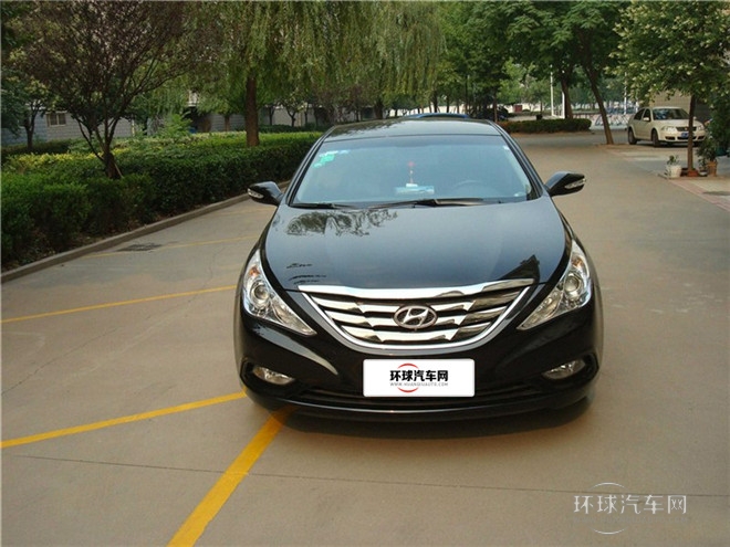 2014款 2.0L 自動(dòng)領(lǐng)先型