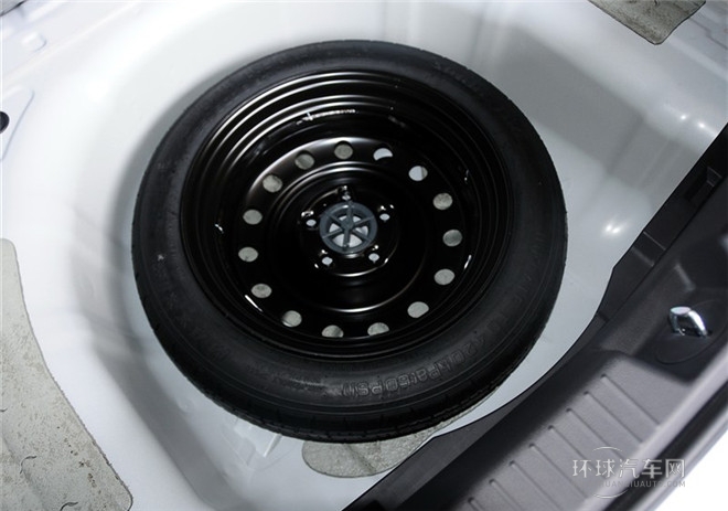 2014款 2.0L 自動(dòng)尊貴版