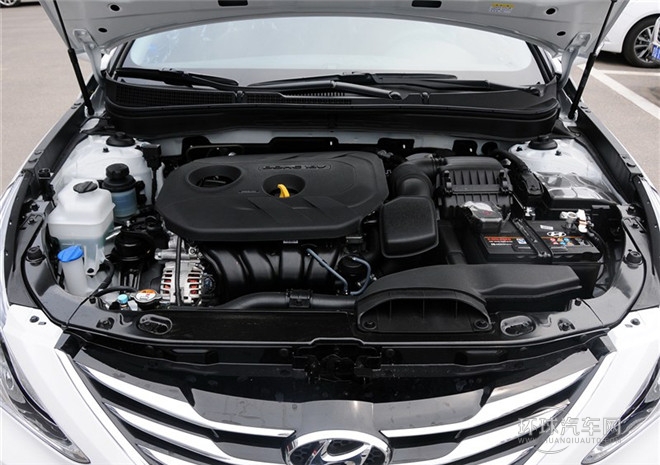 2014款 2.0L 自動尊貴版