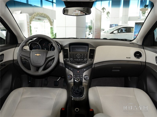 2015款 1.5L 經(jīng)典 SE MT