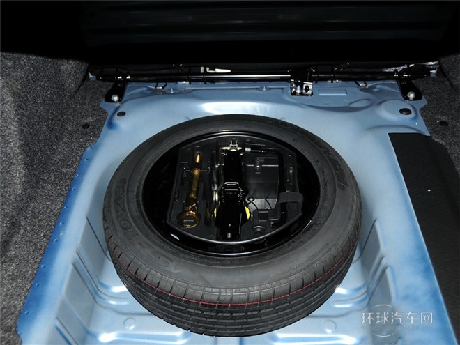 2014款 1.6L 手動時(shí)尚型CNG