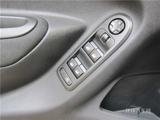 2014款 1.6L 手動時尚型CNG