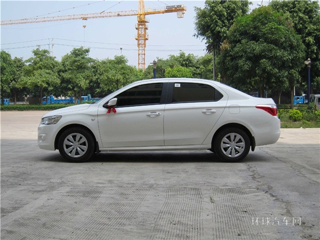 2014款 1.6L 手動(dòng)時(shí)尚型CNG