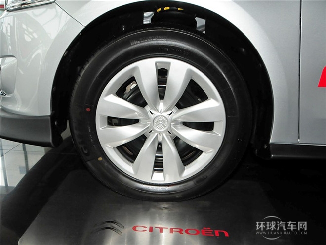 2014款 WTCC紀(jì)念版 1.6L 自動(dòng)時(shí)尚型