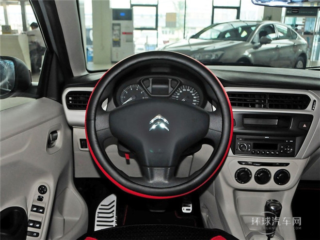 2014款 WTCC紀念版 1.6L 自動時尚型