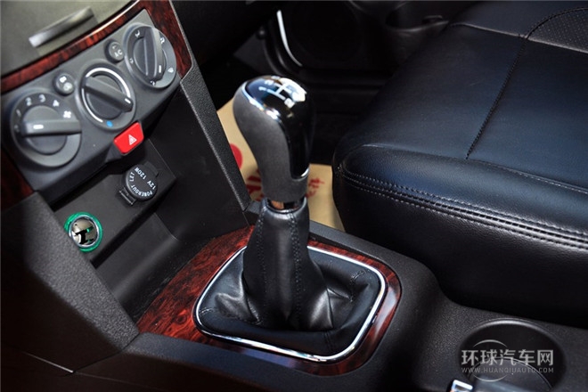 2014款 1.5L 手動(dòng)精英版