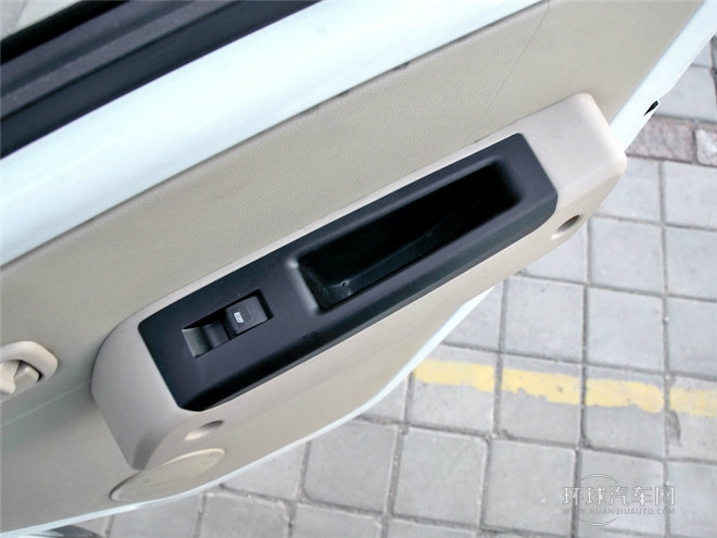 2014款 1.5L物流標(biāo)準(zhǔn)型