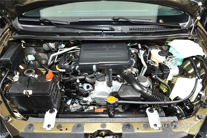 2014款 1.5L 手動(dòng)5座運(yùn)動(dòng)都市B版