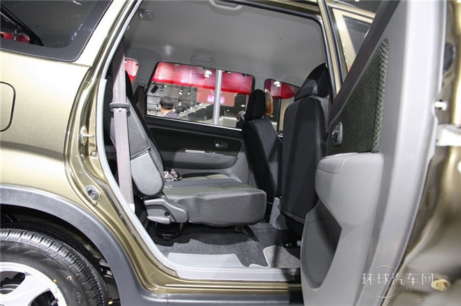 2014款 1.5L 手動5座運動都市B版