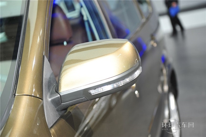 2014款 1.5L 手動5座運動都市B版