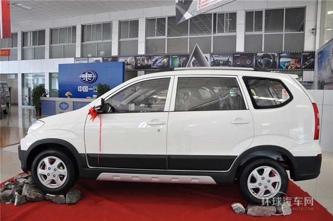 2014款 1.3L 手動5座經典版