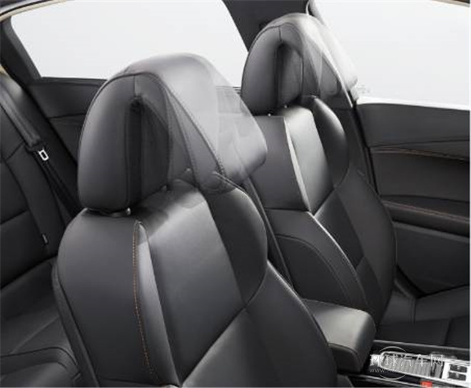 2015款 2.0L 自動致逸版