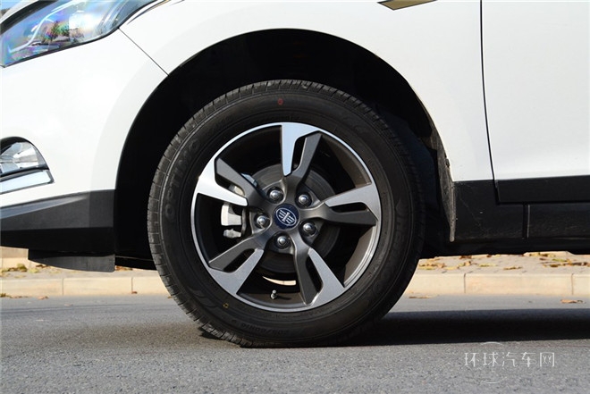 2014款 1.8L 自動尊貴型