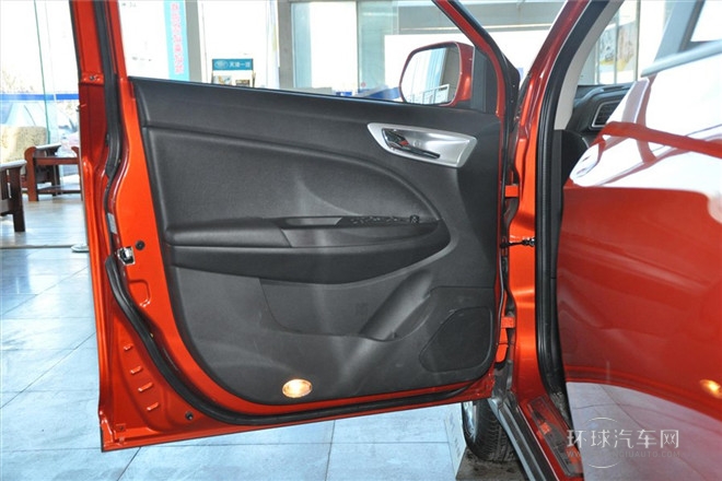 2014款 1.8L 自動舒適型