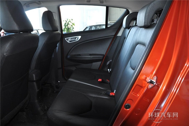 2014款 1.8L 自動舒適型