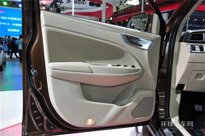 2014款 1.5L 手動(dòng)舒適型