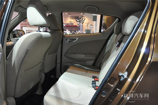 2014款 1.5L 手動舒適型