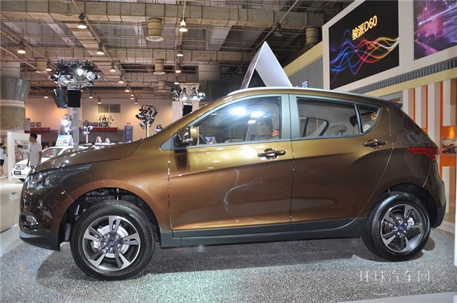 2014款 1.5L 手動舒適型