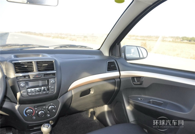 2014款 1.5L 手動精英型