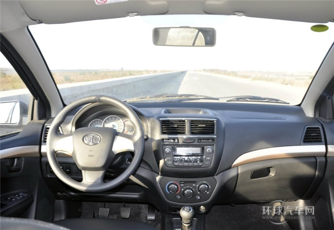 2014款 1.5L 手動(dòng)精英型