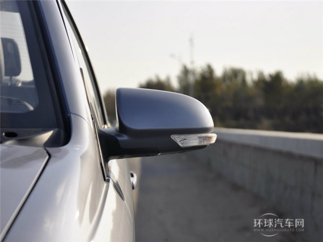 2014款 1.5L 手動(dòng)精英型