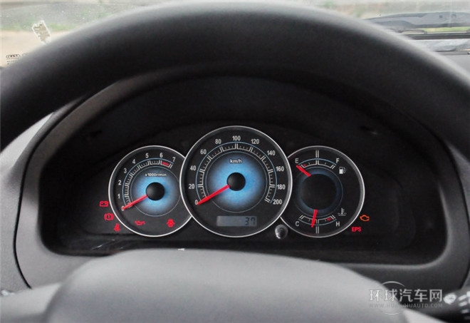 2014款 1.5L 手動進取型