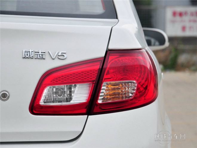 2014款 1.5L 手動(dòng)進(jìn)取型