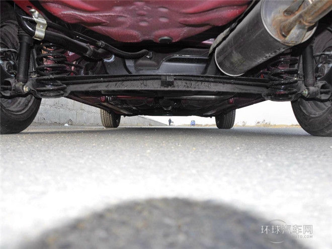 2014款 1.5L 手動標(biāo)準(zhǔn)型