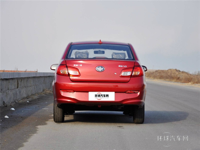 2014款 1.5L 手動標準型