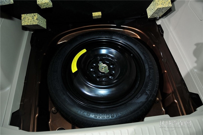 2014款 1.0L 手動舒適型