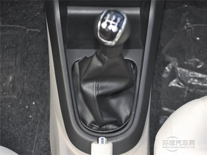 2014款 1.0L 手動(dòng)舒適型
