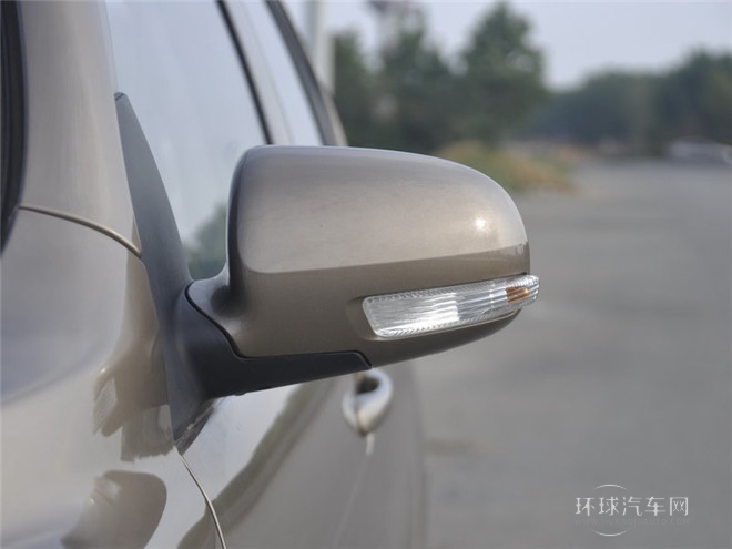 2014款 1.0L 手動舒適型