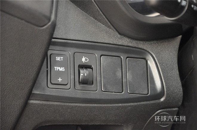 2014款 1.3L 手動運動豪華型