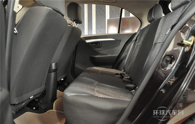 2014款 1.3L 手動(dòng)運(yùn)動(dòng)豪華型