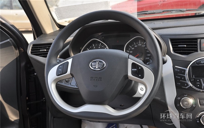 2014款 1.3L 手動運(yùn)動豪華型