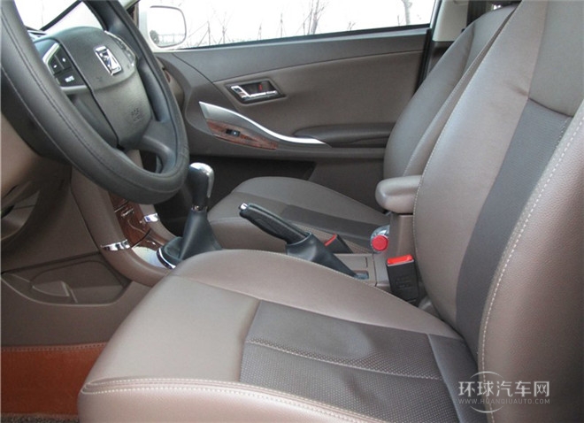 2014款 1.6L 新視界版自動尊貴型