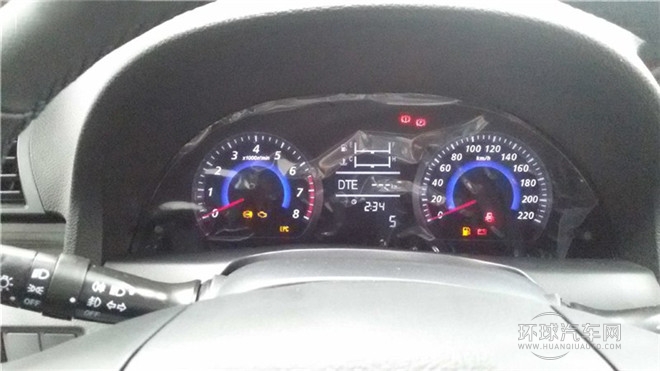 2014款 1.6L 新視界版自動尊貴型