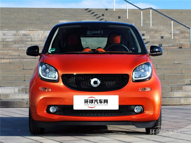 2015款 1.0 MHD 新年特別版